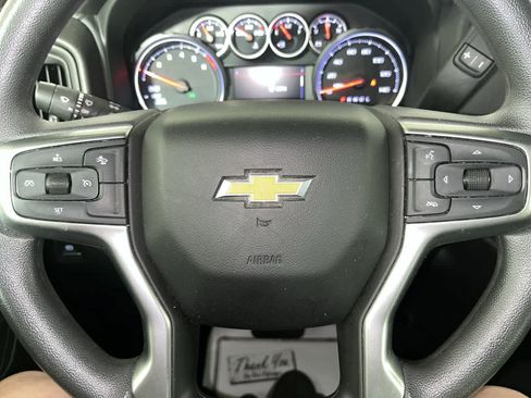 Used 2021 Chevrolet Silverado 1500 Custom w/ Safety Confidence Package AWD/4WD image 16
