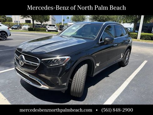 Used 2024 Mercedes-Benz GLC 300 image 1
