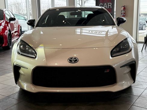 New 2026 Toyota GR86 Premium image 2