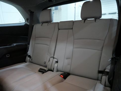 Used 2016 Honda Pilot Elite image 25