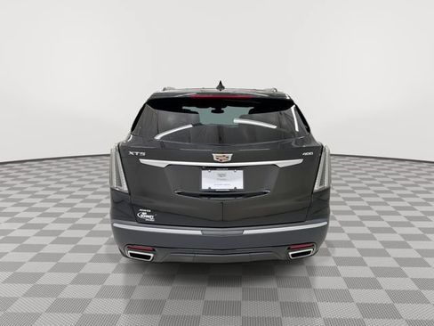 Certified 2022 Cadillac XT5 Sportv w/ LPO, Floor Liner Package AWD/4WD image 9