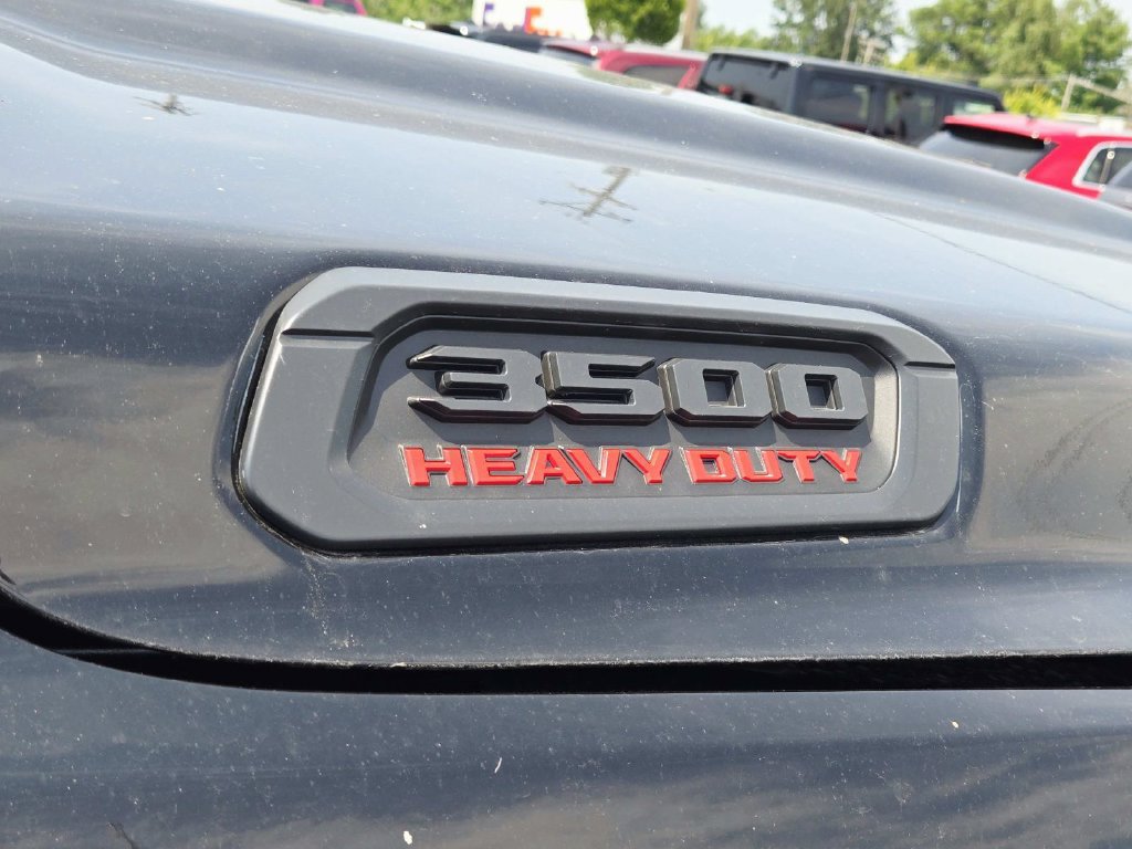 New 2026 RAM 3500 Tradesman AWD/4WD image 15