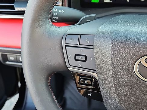 Used 2025 Toyota Camry XSE image 22