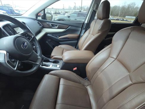 Used 2022 Subaru Ascent Touring image 7