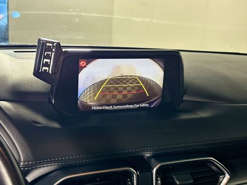 Used 2019 MAZDA CX-5 Touring image 16