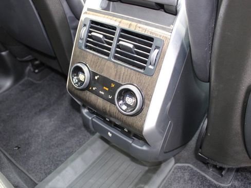 Used 2018 Land Rover Range Rover Sport HSE AWD/4WD image 19