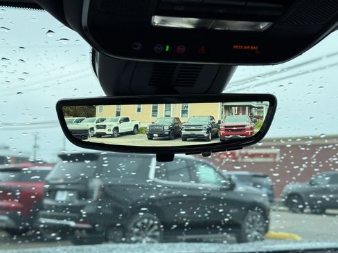 New 2026 Chevrolet Equinox RS w/ Safety and Technology Package image 21