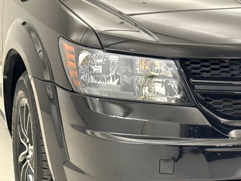 Used 2018 Dodge Journey SE w/ Popular Equipment Group image 5