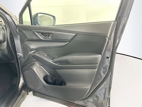 Used 2024 Subaru Ascent Premium w/ Convenience Package image 34