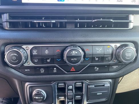 New 2025 Jeep Wrangler Unlimited Sport AWD/4WD image 30