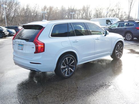 Used 2020 Volvo XC90 T6 Momentum image 7
