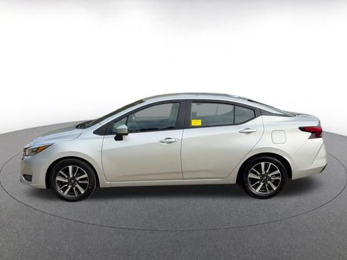 Used 2025 Nissan Versa SV FWD image 9