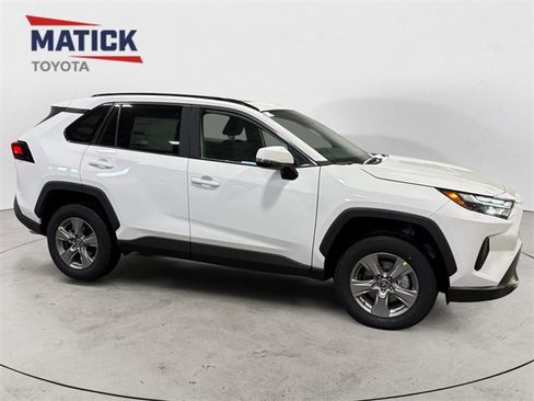 New 2025 Toyota RAV4 XLE image 8