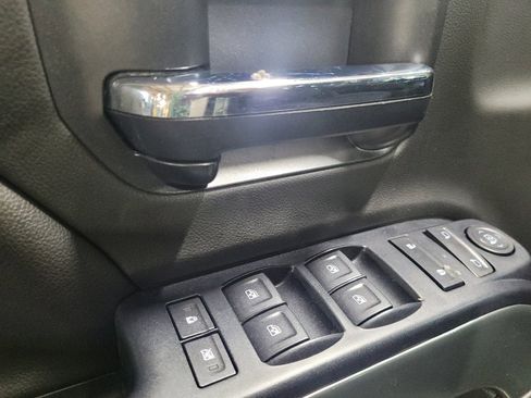 Used 2019 Chevrolet Silverado 1500 LT AWD/4WD image 27