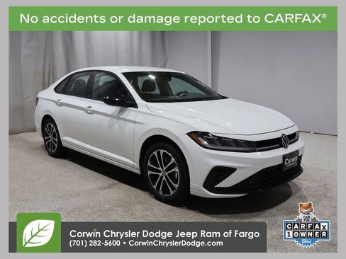 Used 2025 Volkswagen Jetta Sport FWD image 1