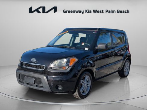 Used 2011 Kia Soul + image 3