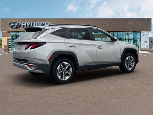 New 2026 Hyundai Tucson SEL image 8