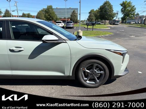 New 2026 Kia K4 FWD image 6