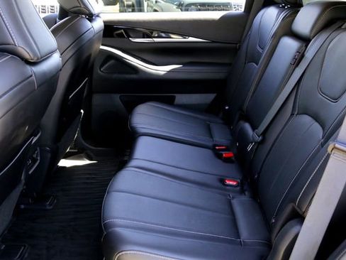 Used 2024 INFINITI QX60 Pure image 24