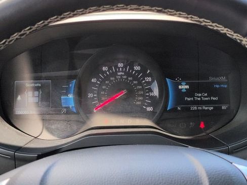 Certified 2022 Ford Edge ST w/ Equipment Group 401A AWD/4WD image 31