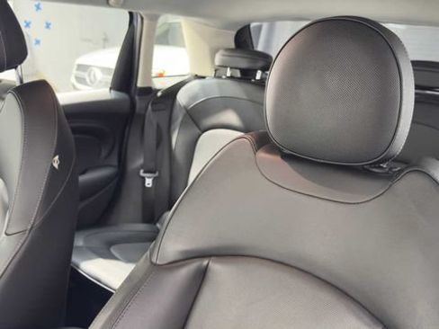 Used 2015 MINI Cooper 4-Door Hardtop FWD image 22