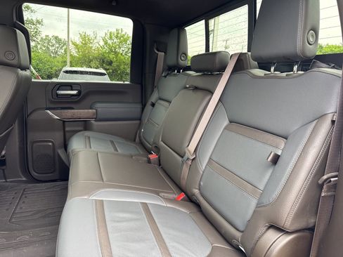 Used 2023 GMC Sierra 2500 Denali AWD/4WD image 28