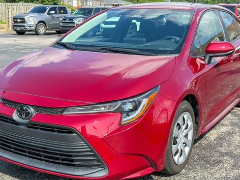 Used 2024 Toyota Corolla LE FWD image 7