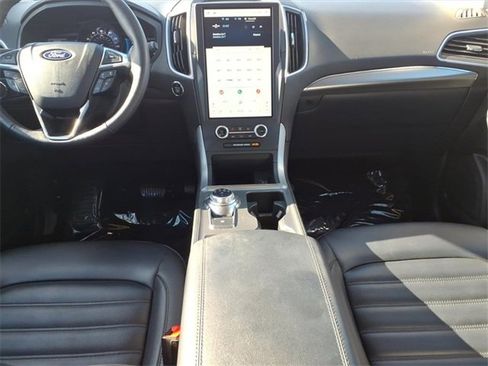 Certified 2022 Ford Edge SEL w/ Convenience Package image 11