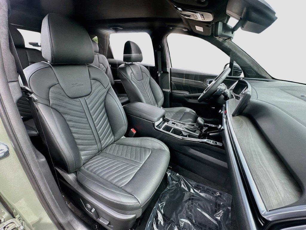 Certified 2026 Kia Sorento SX Prestige AWD/4WD image 31