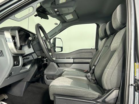 Used 2024 Ford F250 XLT image 27