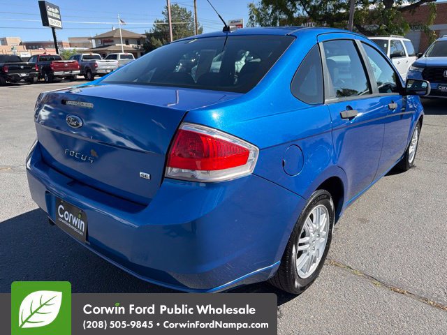Used 2010 Ford Focus SE FWD image 5