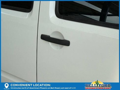 Used 2017 Nissan Frontier SV w/ SV Value Truck Package AWD/4WD image 9