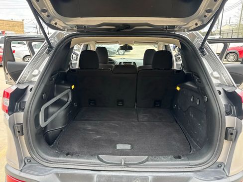 Used 2016 Jeep Cherokee Latitude w/ Safety/Convenience Group image 30