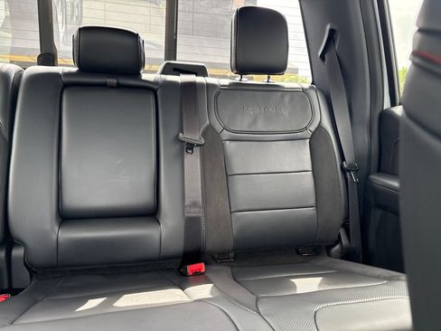 Used 2025 Ford F150 Raptor AWD/4WD image 15