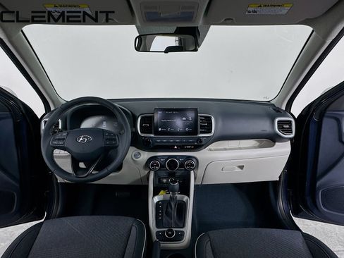 Certified 2026 Hyundai Venue SEL FWD image 12