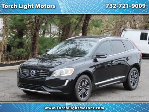 Used 2016 Volvo XC60 T5 Platinum image 1