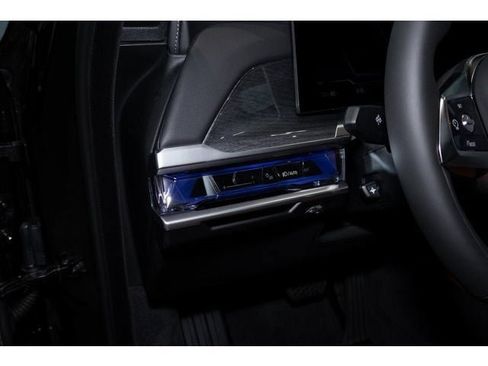 Used 2025 BMW i7 eDrive50 w/ Premium Package image 58