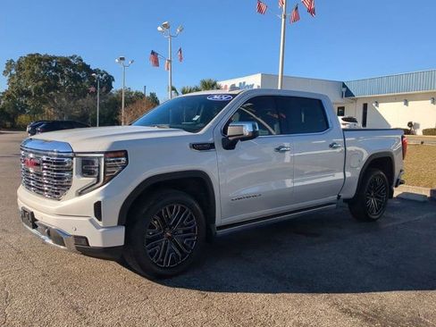 Used 2024 GMC Sierra 1500 Denali w/ Denali Reserve Package image 8
