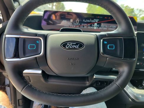 New 2026 Ford Expedition Tremor image 18