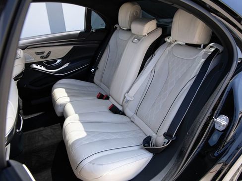 Used 2020 Mercedes-Benz S 560 Sedan image 39