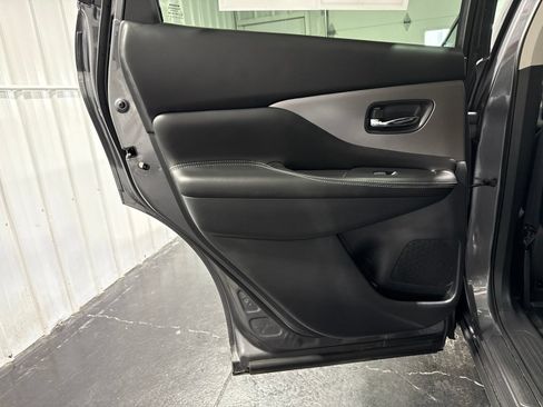 Used 2023 Nissan Murano SV FWD image 20