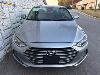 Used 2017 Hyundai Elantra Limited video 2