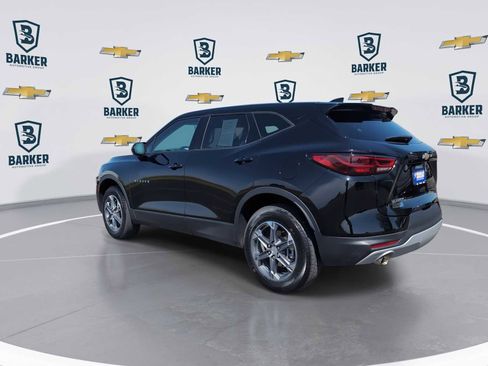 Used 2025 Chevrolet Blazer LT FWD image 6