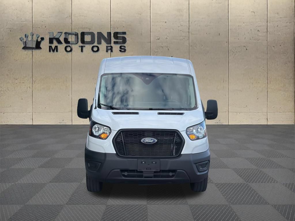 Used 2024 Ford Transit 250 148 Medium Roof RWD image 3