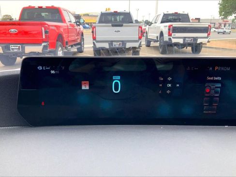 Used 2025 Ford Expedition Max Platinum AWD/4WD image 26