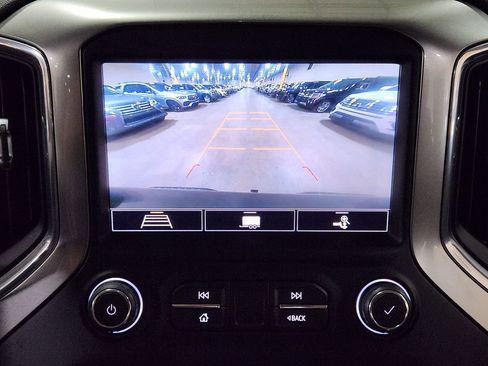 Used 2020 Chevrolet Silverado 1500 LT Trail Boss image 40