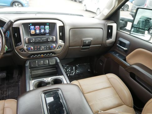 Used 2019 GMC Sierra 2500 Denali w/ Duramax Plus Package image 20