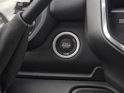 New 2026 RAM 3500 Laramie AWD/4WD image 28