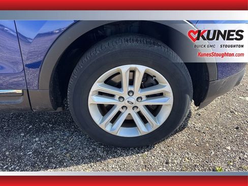 Used 2015 Ford Explorer XLT AWD/4WD image 15