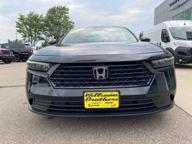 Used 2023 Honda Accord EX image 2